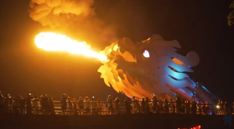 Da Nang Dragon Bridge Fire Show